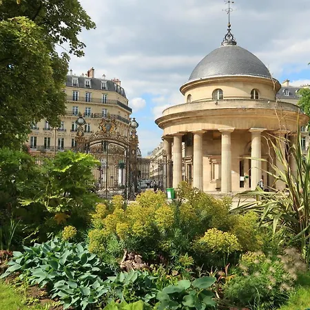 Chic Monceau Retreat Paris