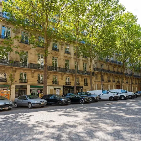 Chic Monceau Retreat * Paris